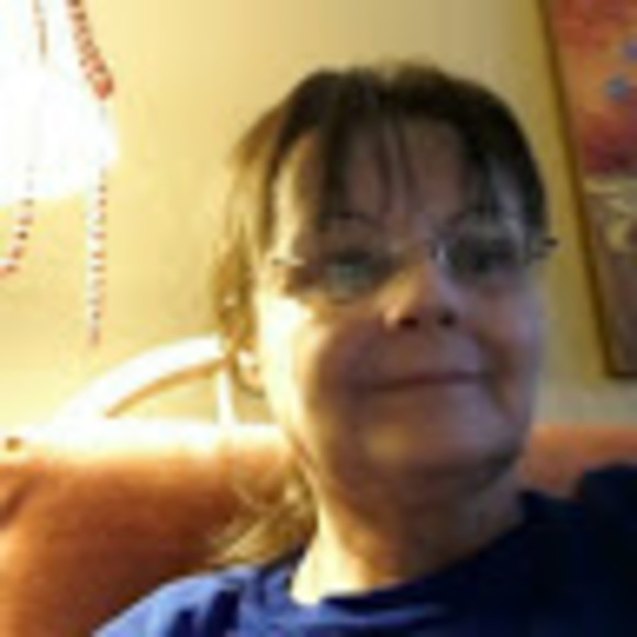 Meet your Posher, Ginette - Picture 1 of 1